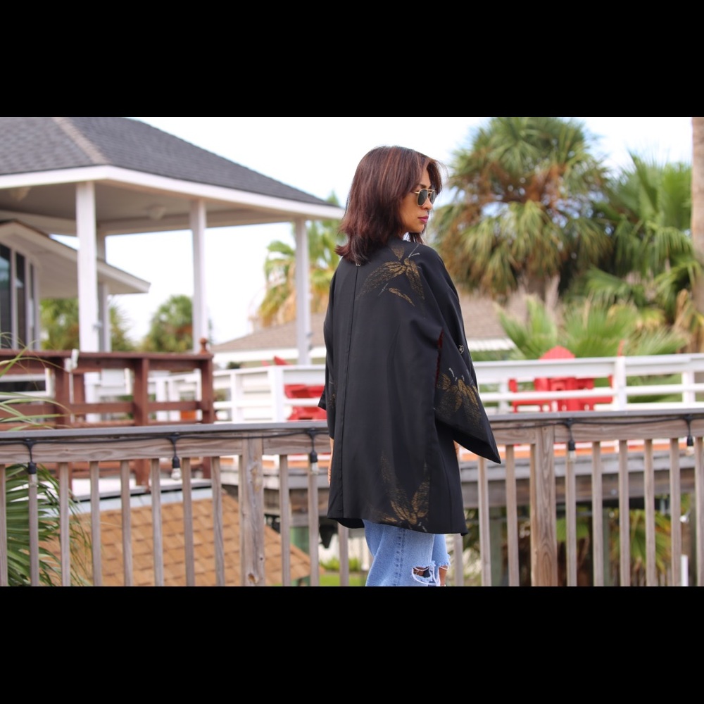 Handcrafted silk kimono-streetwear